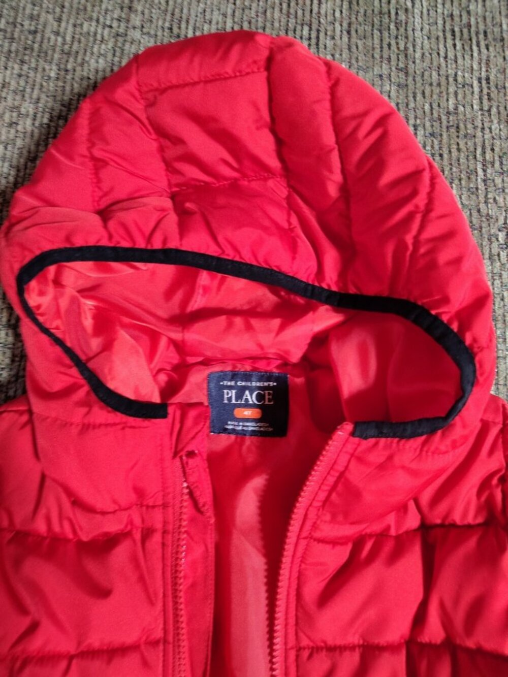 Children's Place Red Puffer Coat Jacket 4T Hooded - Picture 4 of 5